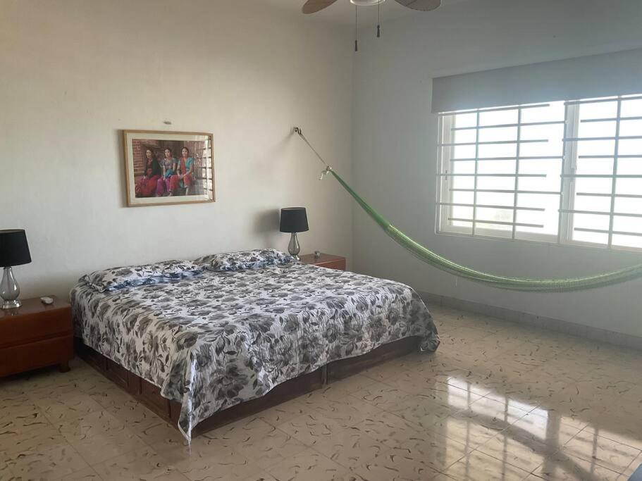 La Casa Amarilla Frente Al Mar Villa Chelem Ngoại thất bức ảnh
